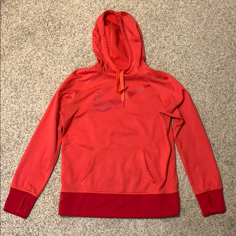 EUC Women’s Nike Therma Fit Hooded Sweatshirt